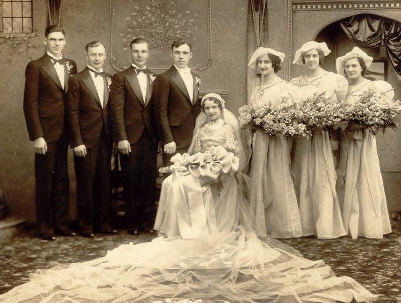 wedding bouquet tradition