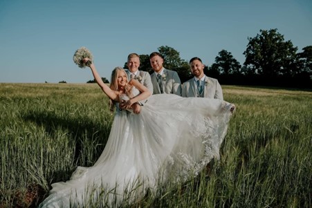 Lauren Herbert – real beautiful TDR bride