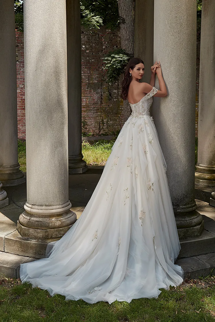 Petal 4151 - Morilee view 2