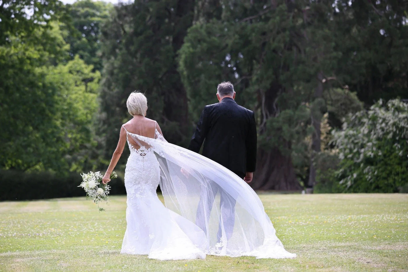 Brides Who Benefited from Alterations – Are Wedding Dress Alterations Worth It