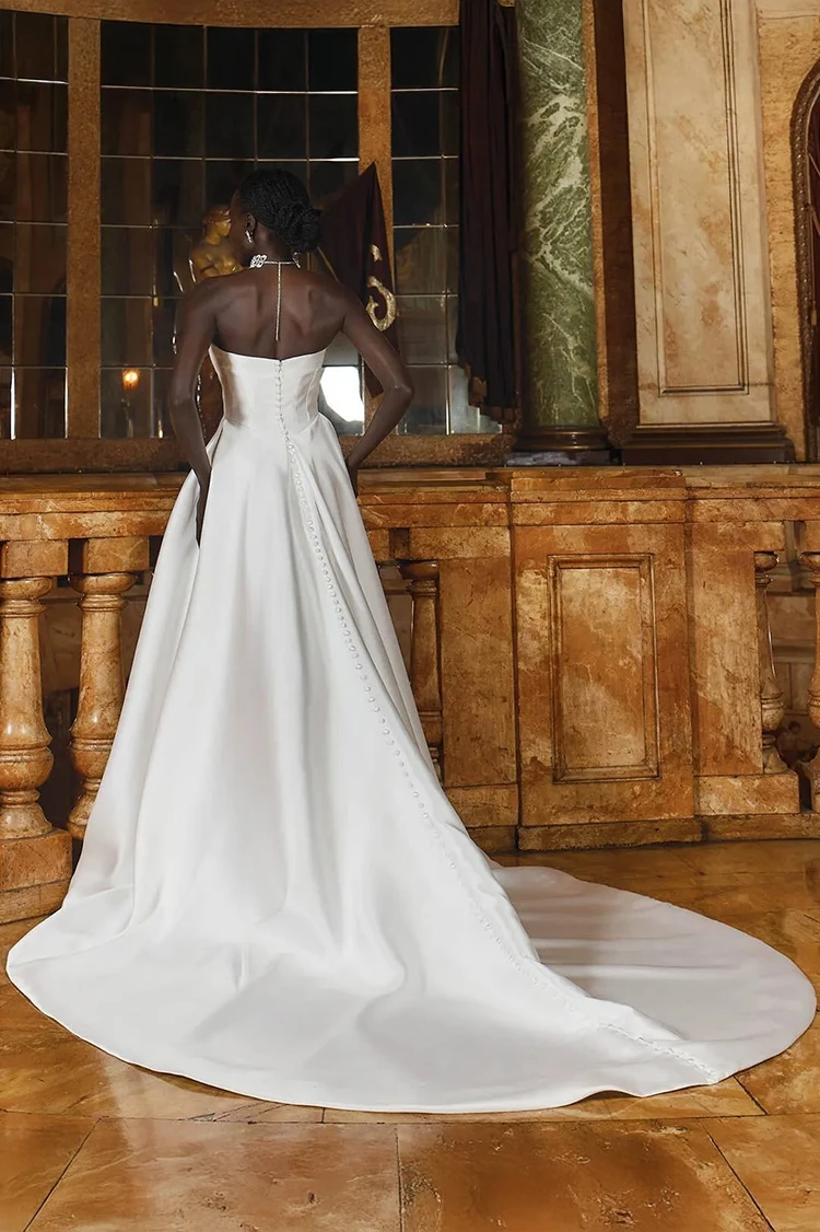 Twiggy - Evie Young view 2