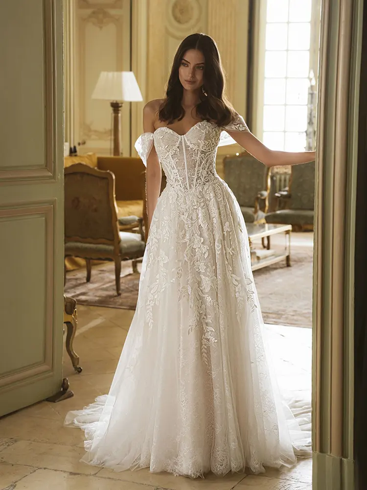 Gail - Elysee Prive by Elysee