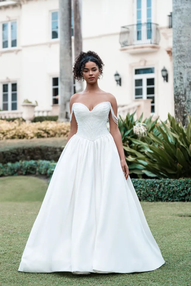 A1369 - Allure Bridal by Allure Bridal