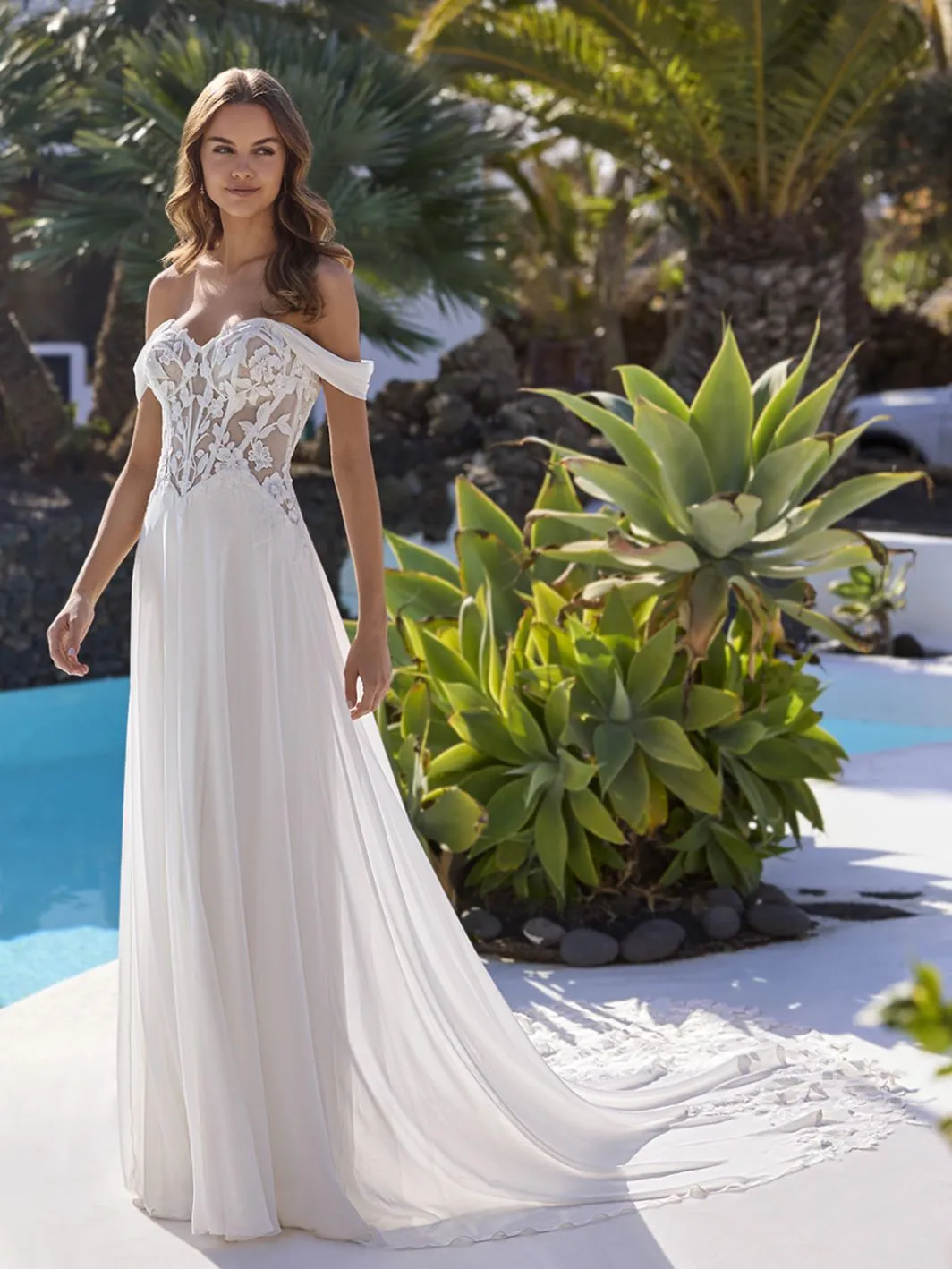 Elsa - Love by Enzoani by Enzoani Love