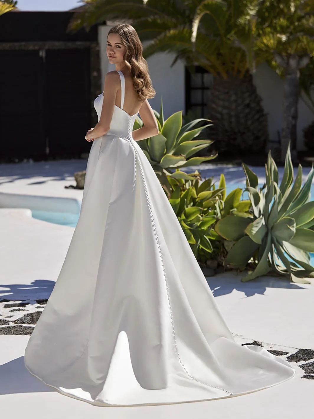 Emerald S - Love by Enzoani view 2