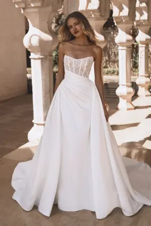 Viola-S Enzoani by Enzoani