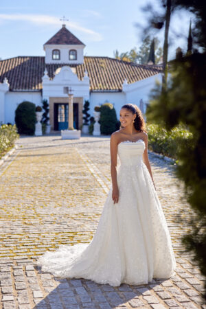 66413 - Lillian West