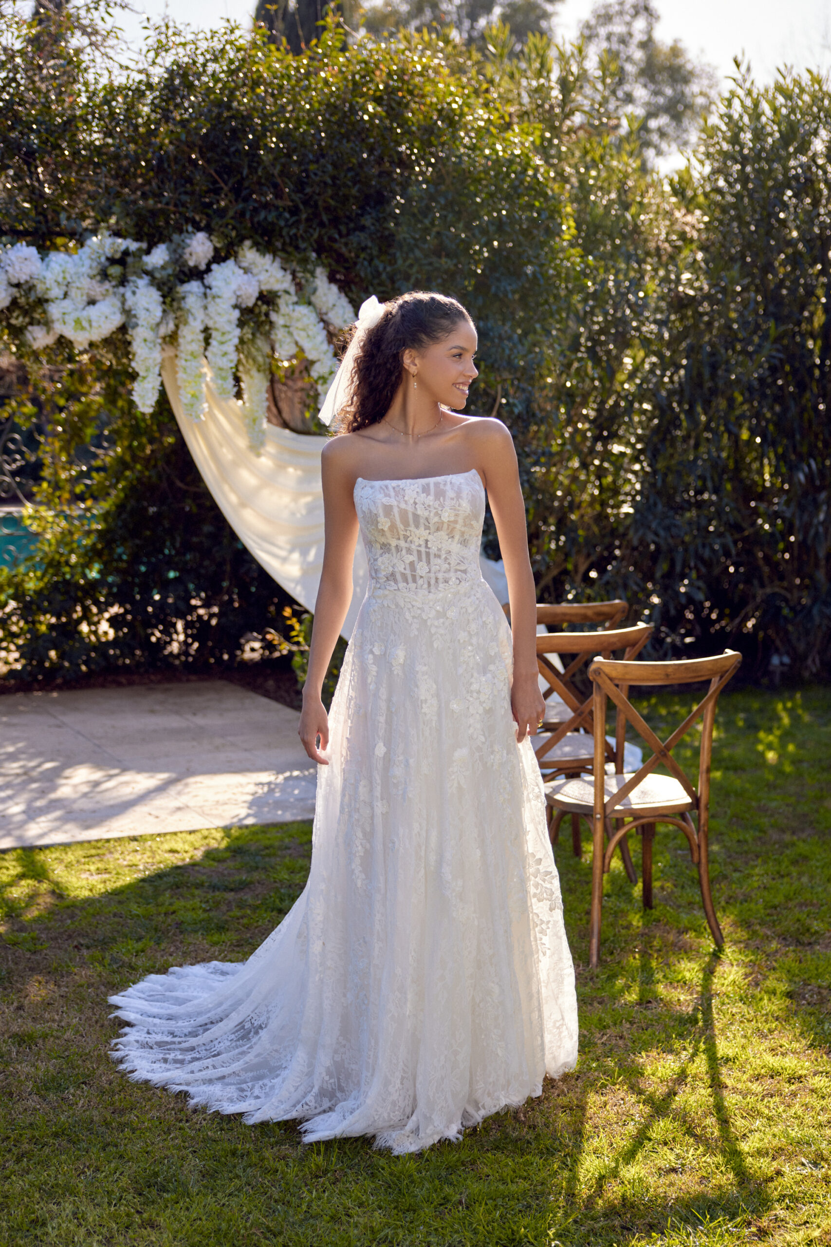 66432 - Lillian West by Lillian West