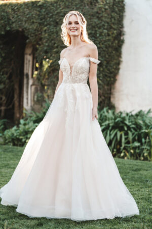 R3751 - Allure Romance