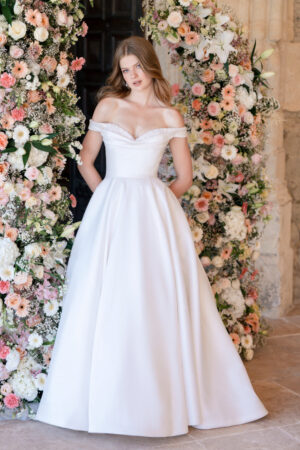 R3800 - Allure Romance