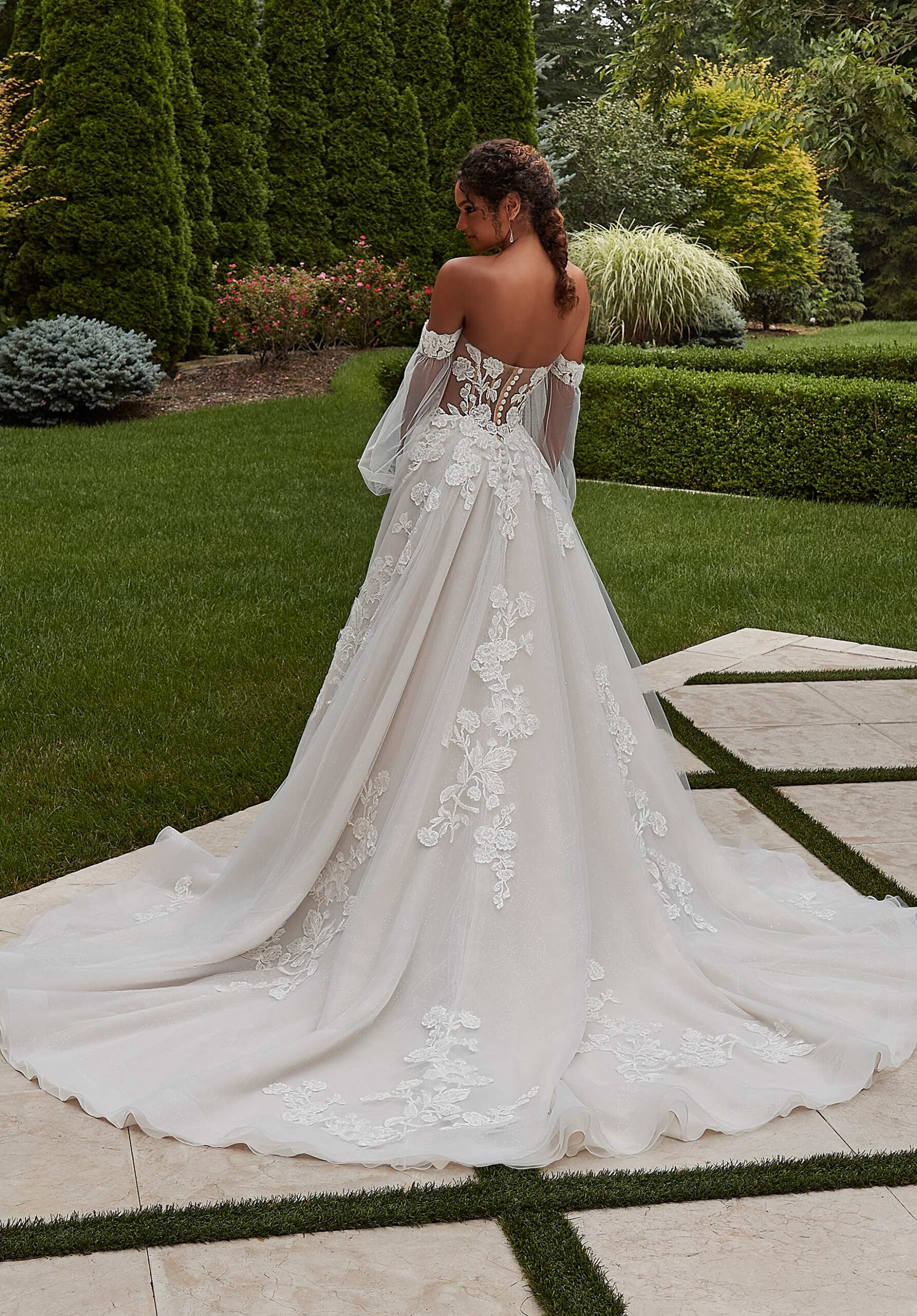 Primrose 2621 - Morilee view 2